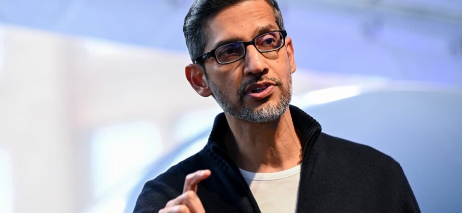 Alphabet beats earnings expectations, raises spending forecast 1 Alphabet beats earnings expectations, raises spending forecast