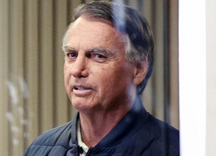 Brazil’s Supreme Court declines to arrest Bolsonaro over social media ban | Jair Bolsonaro News