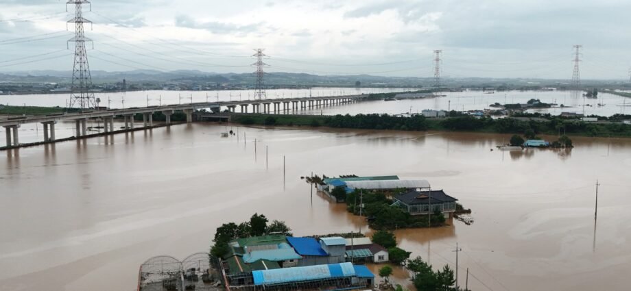 Four dead as South Korea lashed by torrential rain, displacing thousands | Weather News