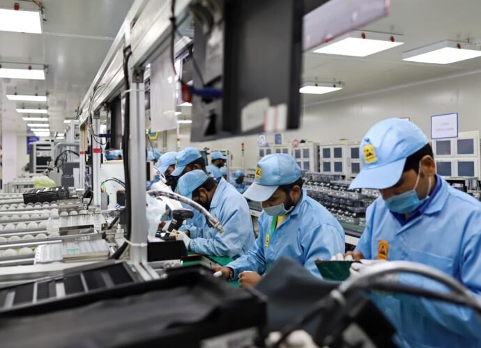 India-made smartphones surpass Chinese shipments to U.S.