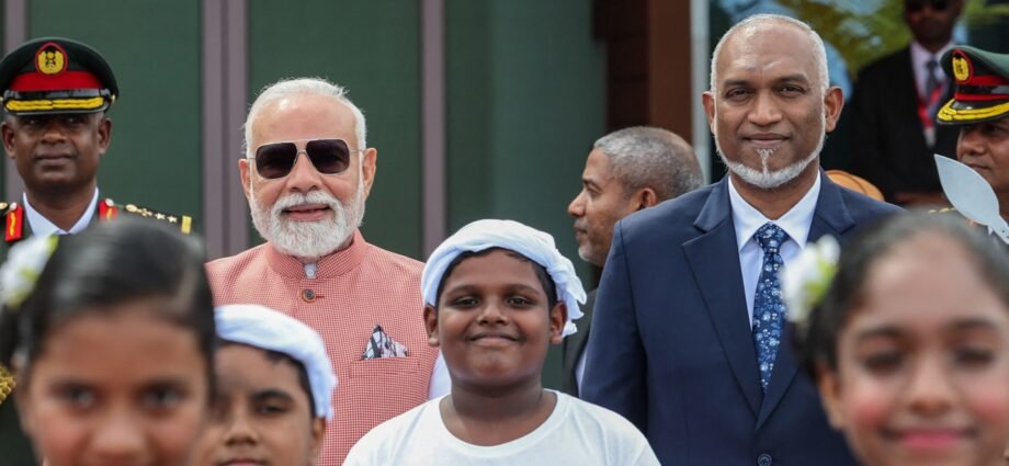 India’s Modi pledges $565m to Maldives to boost infrastructure | Politics News 1 India’s Modi pledges $565m to Maldives to boost infrastructure | Politics News