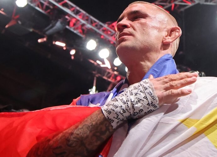 Poirier loses to Holloway in UFC 318 retirement fight | Mixed Martial Arts News
