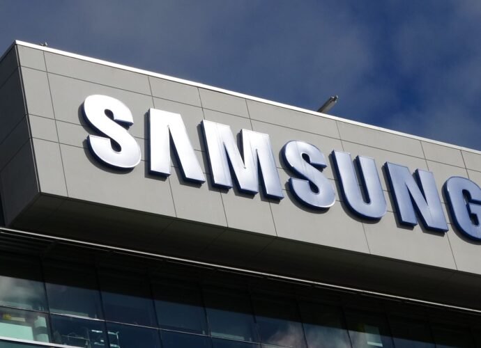 Samsung's second-quarter profit more than halves, missing expectations as chip profits slump 94%
