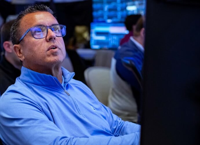 Stock market today: Live updates