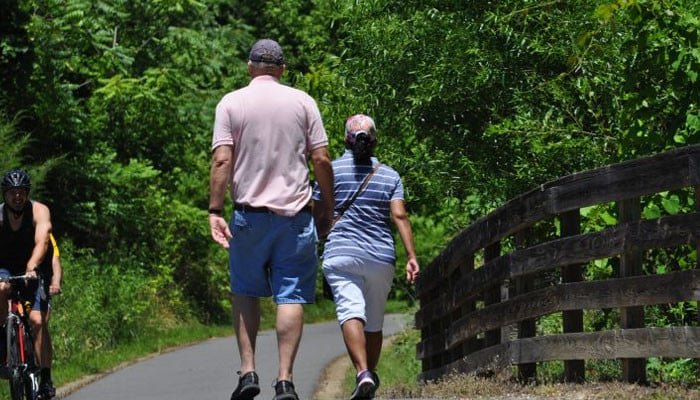 صرف 15 منٹ کی چہل قدمی رکھے ڈپریشن سے دور 1 1499204 121727 updates