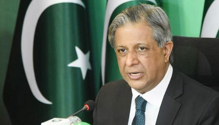 اعظم نذیر تارڑ نے معرکۂ حق میں مسلح افواج کی قربانیوں کو قابلِ فخر قرار دے دیا 1 1500586 122843 updates