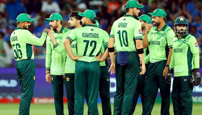 اے کیٹیگری میں کوئی جگہ نہ بنا سکا، بابر، رضوان، شاہین بی کیٹیگری میں شامل 1 1502106 120953 updates