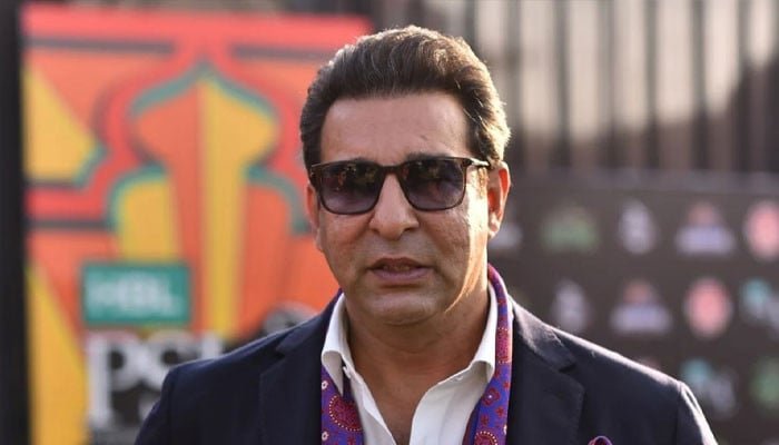 وسیم اکرم آن لائن ایپ کی تشہیر کرکے مشکل میں پھنس گئے 1 1502139 020029 updates