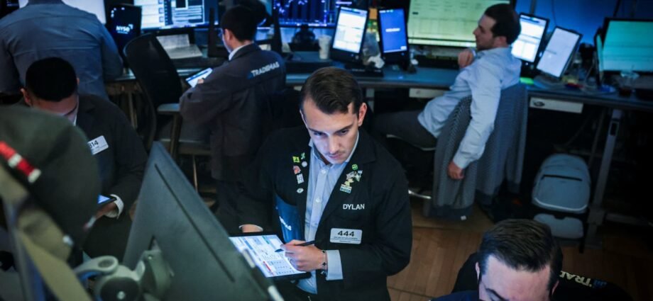 Stock market today: Live updates 1 Stock market today: Live updates