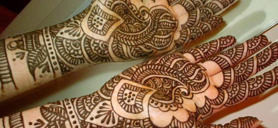 عید کیلئے مہندی کے کچھ خاص ڈیزائن 1 645107 095338 updates