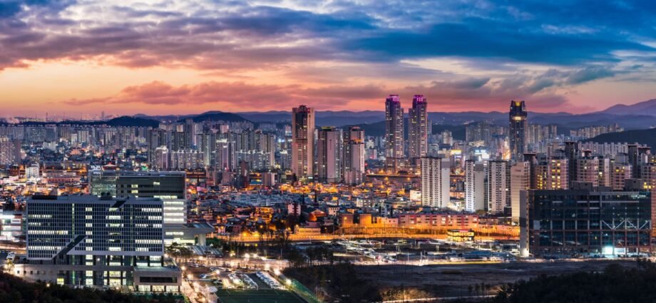 Asia-Pacific markets track Wall Street gains on potential Fed rate cut 1 Asia-Pacific markets track Wall Street gains on potential Fed rate cut