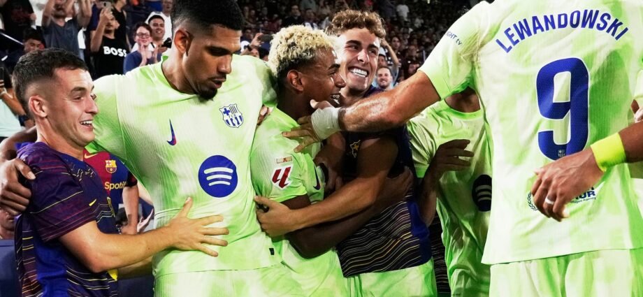 Barcelona defeat Levante with thrilling comeback in La Liga | Football News