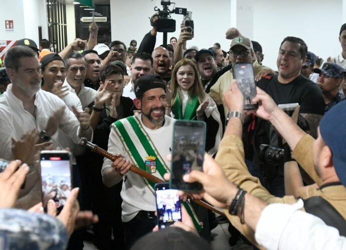 Bolivian opposition leader Camacho released from jail after nearly 3 years | Courts News