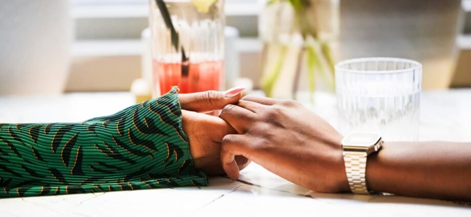 Here’s why people risk everything for an affair: couple's therapist 1 Here’s why people risk everything for an affair: couple's therapist