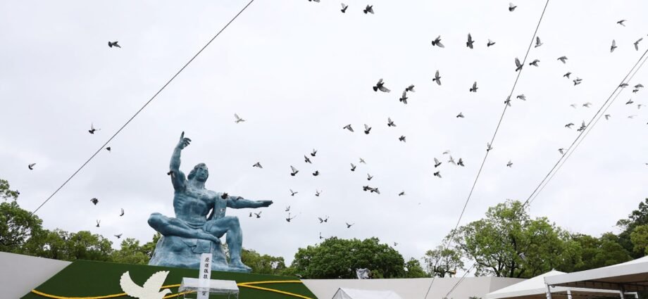 Nagasaki mayor warns of nuclear war as city marks 80 years since A-bomb 1 Nagasaki mayor warns of nuclear war as city marks 80 years since A-bomb