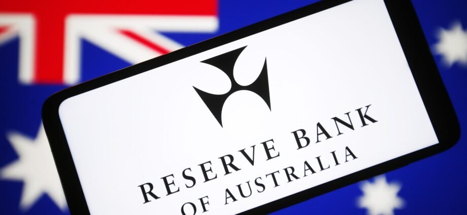 RBA cuts interest rates to more than 2-year lows 1 RBA cuts interest rates to more than 2-year lows