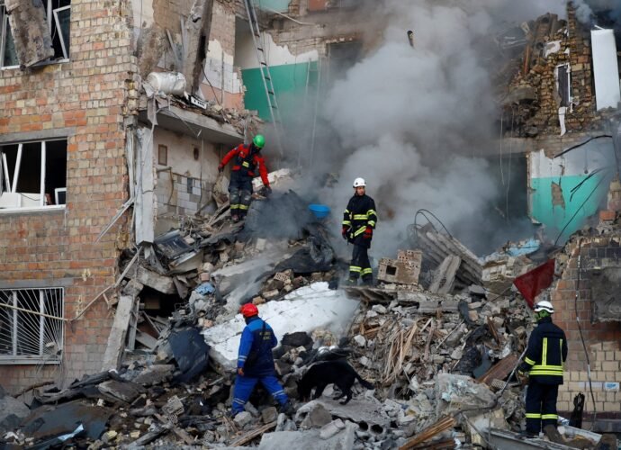 Several killed, dozens wounded in Russian attack on Ukrainian capital | Russia-Ukraine war News