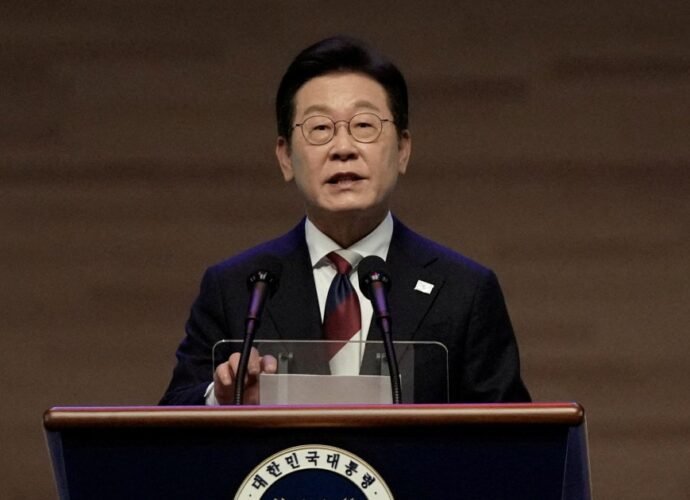 South Korea’s Lee set to meet Trump, with trade and security high on agenda | Donald Trump News