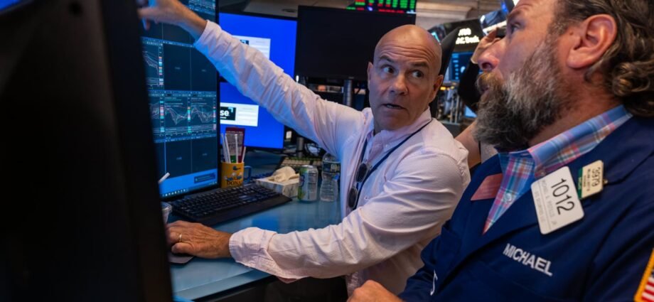 Stock market today: Live updates 1 Stock market today: Live updates