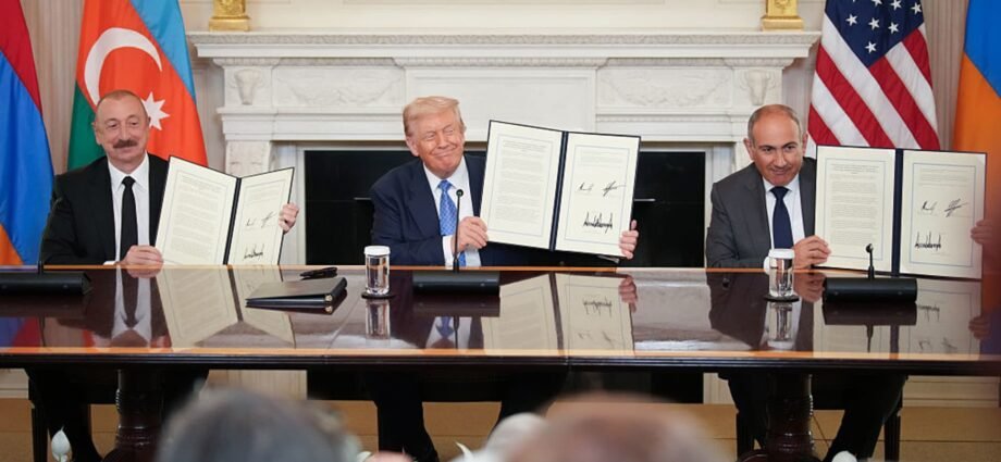 Trump announces peace deal between Azerbaijan and Armenia at White House