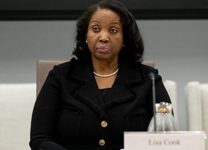 Trump demands Fed's Lisa Cook resign after Bill Pulte calls for mortgage fraud probe