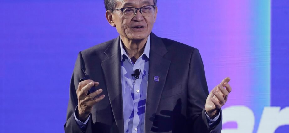 Trump expected to meet with Intel CEO after calling for his ouster | Business and Economy News 1 Trump expected to meet with Intel CEO after calling for his ouster | Business and Economy News