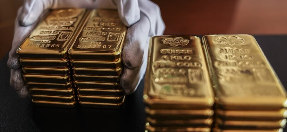 Trump says gold will not be tariffed 1 Trump says gold will not be tariffed