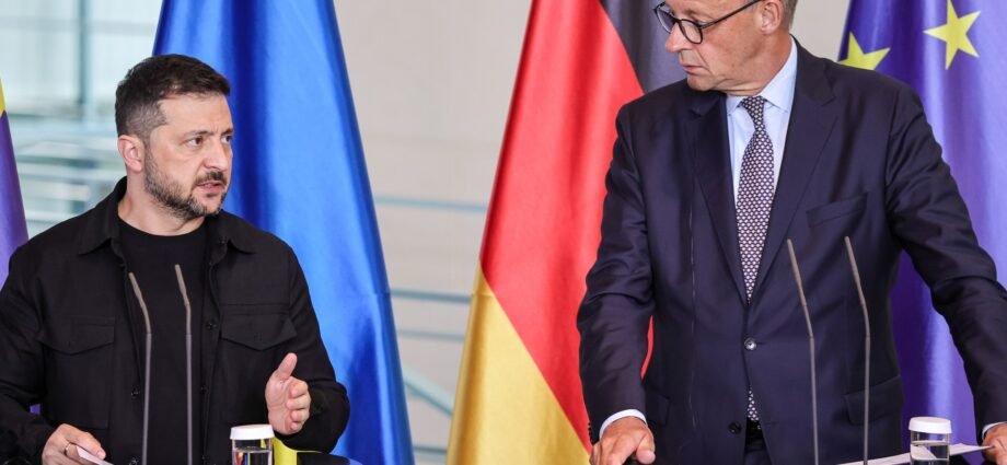 Trump touts second trilateral meeting before Putin summit; Zelenskyy pushes | Russia-Ukraine war News