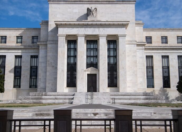 US DOJ to probe Fed Reserve’s Cook, urges Powell to remove her: Report | Politics News