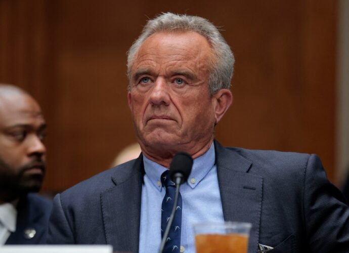 US health workers implore RFK Jr to ‘stop spreading inaccurate’ information | Health News