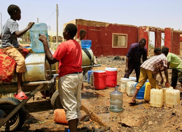 US-led mediators ‘appalled’ by humanitarian crisis in war-torn Sudan | Sudan war News