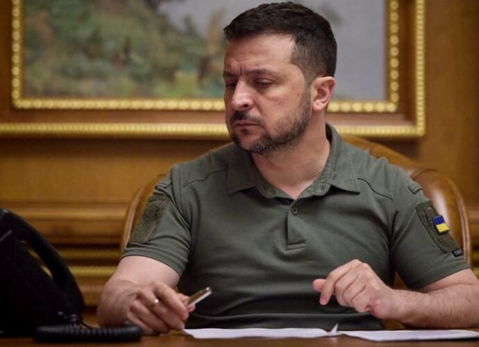 Ukraine’s Zelenskyy rules out China as security guarantor in any peace deal | Russia-Ukraine war News