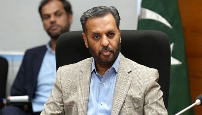 ڈاکٹر روزانہ 300 مریض دیکھتے ہیں حالانکہ ان کی رینج 35، 40 مریض ہوتی ہے: مصطفی کمال 1 1505795 110042 updates