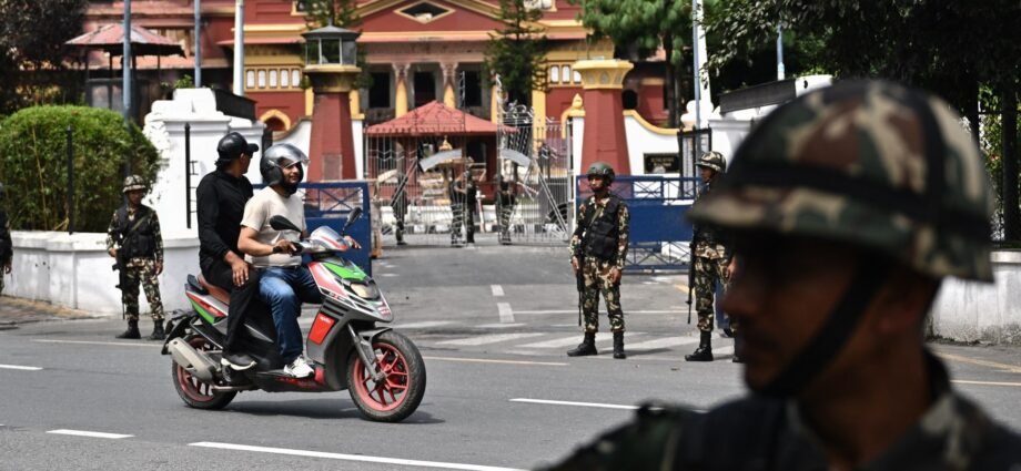 Nepal protest death toll reaches 51 as 12,500 prisoners remain on the run | Protests News 1 Nepal protest death toll reaches 51 as 12,500 prisoners remain on the run | Protests News