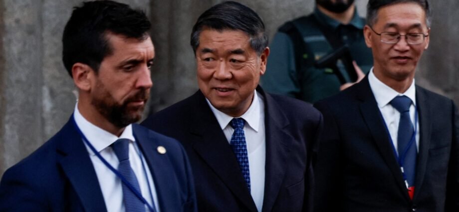 US, China talk trade amid threats over Russian oil, TikTok ban | International Trade News