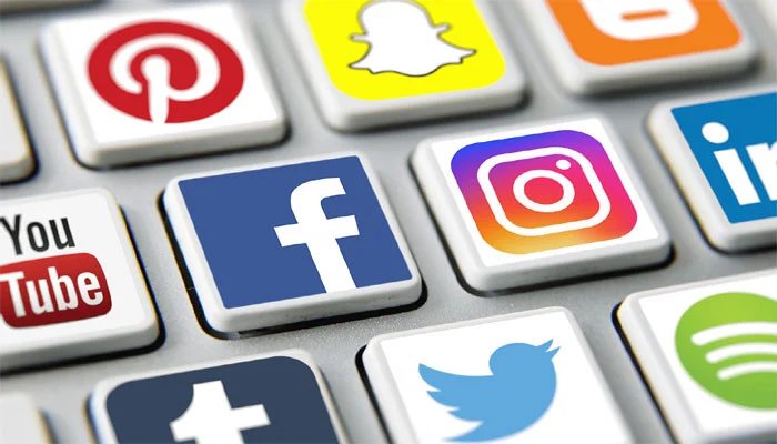 بچوں میں سوشل میڈیا کا زیادہ استعمال دماغی صلاحیت کیلئے نقصاندہ 1 1519768 085639 updates