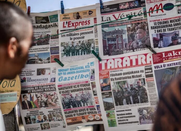 Madagascar’s new army ruler to be sworn in as Rajoelina confirms departure | Politics News