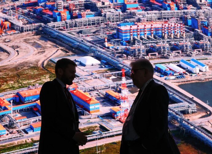 Russia’s funding for Ukraine war set to ‘contract’ as new sanctions loom | Russia-Ukraine war News