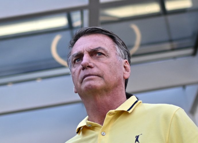 Brazil’s Bolsonaro arrested days before start of 27-year prison sentence | Jair Bolsonaro News
