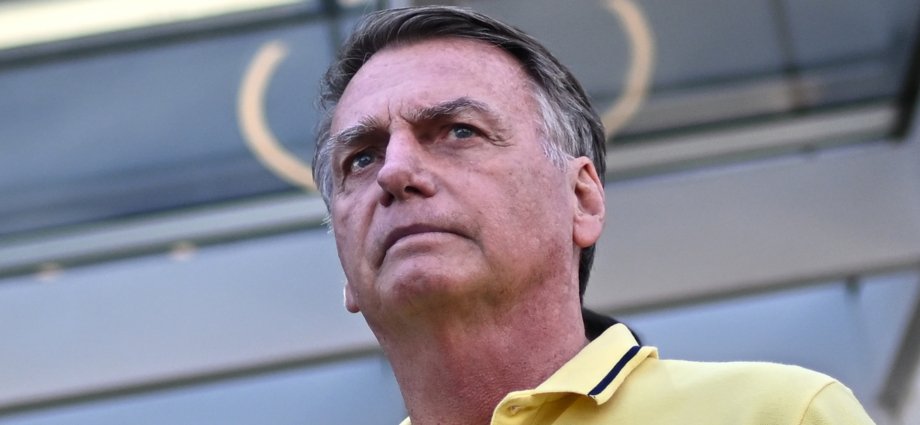 Brazil’s Bolsonaro arrested days before start of 27-year prison sentence | Jair Bolsonaro News 1 Brazil’s Bolsonaro arrested days before start of 27-year prison sentence | Jair Bolsonaro News