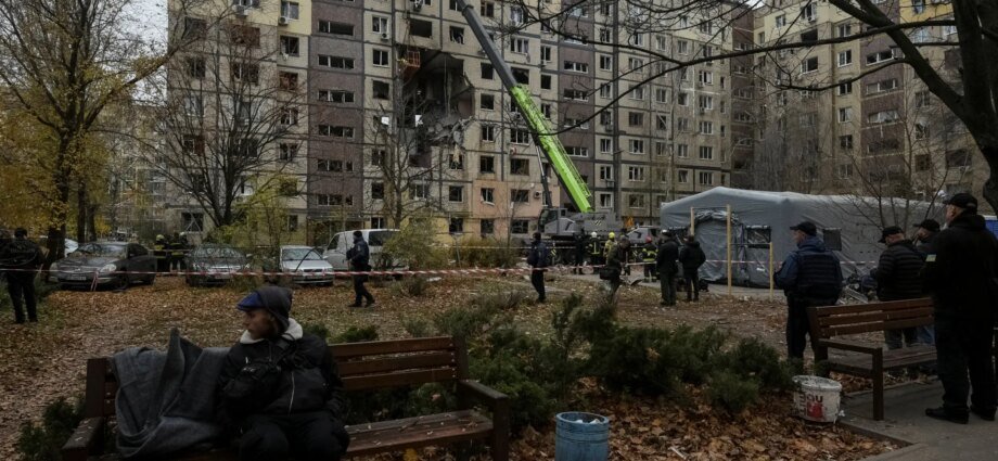 Deaths, injuries after Russia hits residential and energy sites in Ukraine | Russia-Ukraine war News 1 Deaths, injuries after Russia hits residential and energy sites in Ukraine | Russia-Ukraine war News