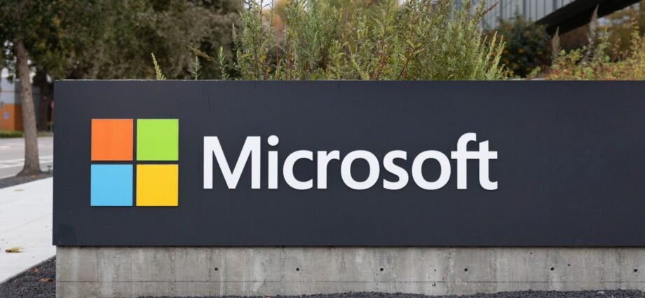 Top Wall Street analysts favor these 3 stocks for solid upside 1 Top Wall Street analysts favor these 3 stocks for solid upside