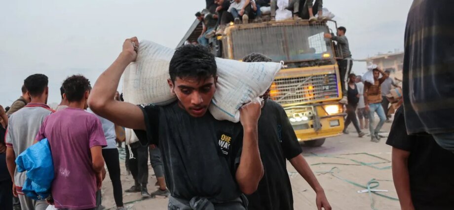 Zikim crossing in northern Gaza opens for humanitarian aid, Israel says | Israel-Palestine conflict News