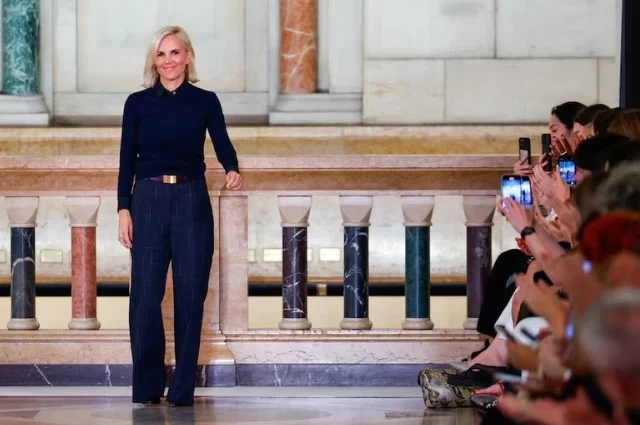 Tory Burch unveils spring collection at New York Fashion Week 1 tony1758109159 0 640x480.webp