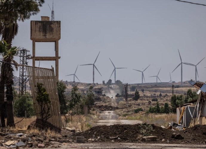 Israel launches new raids in Syria’s Quneitra, establishes checkpoints | Conflict News