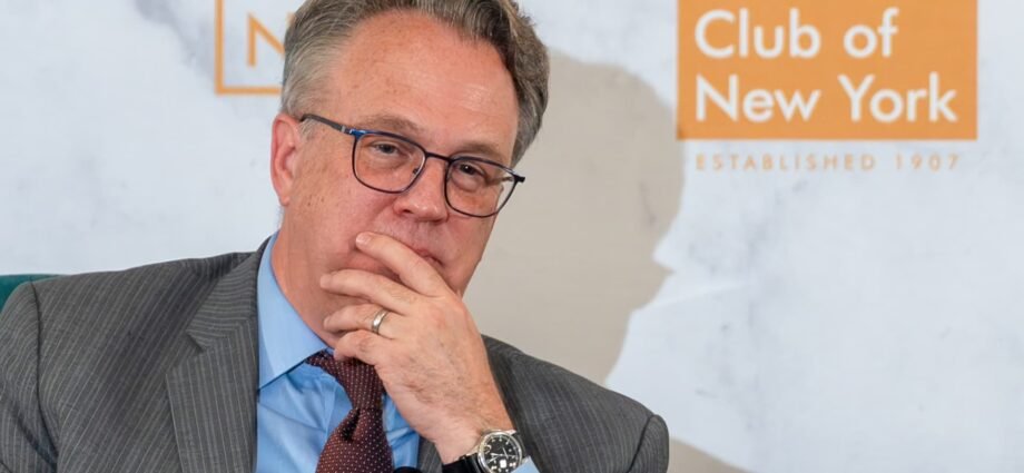 NY Fed President Williams says some 'technical factors' distorted November's CPI reading downward 1 NY Fed President Williams says some 'technical factors' distorted November's CPI reading downward