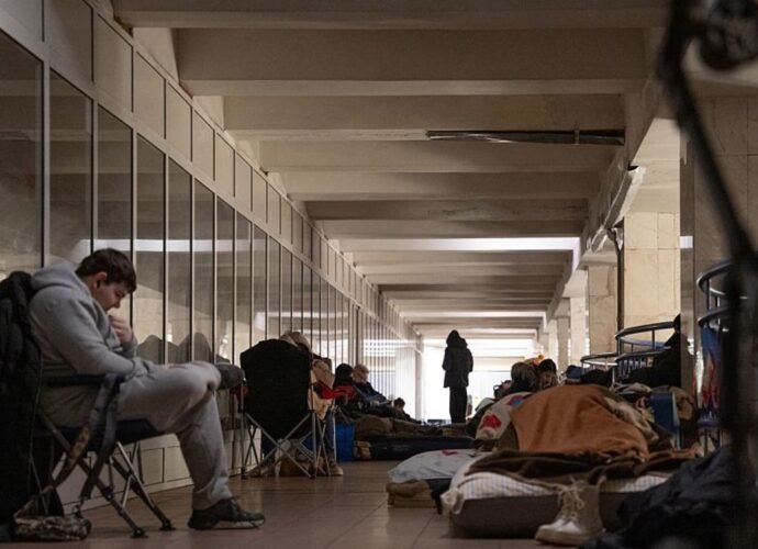 Russian drones pound Ukraine ahead of Zelenskyy-Trump meeting