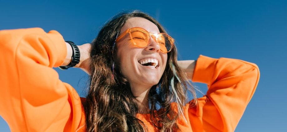 The most 'emotionally resilient' people do 9 things every day 1 The most 'emotionally resilient' people do 9 things every day