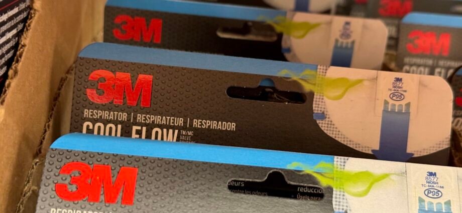 3M forecasts annual profit below estimates amid sluggish consumer demand