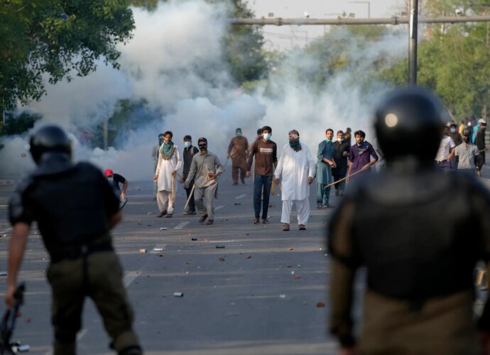 Pakistan court sentences journalists to life over 2023 pro-Khan protests | Courts News